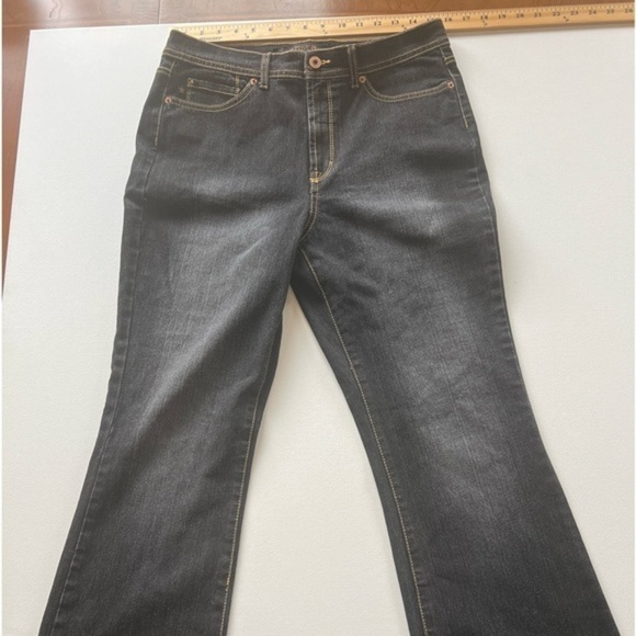 Jeanstar Denim - NWT Jeanstar Elle Jeans Bootcut Womens Sz 12 Black Denim Classic 🔥 (R)